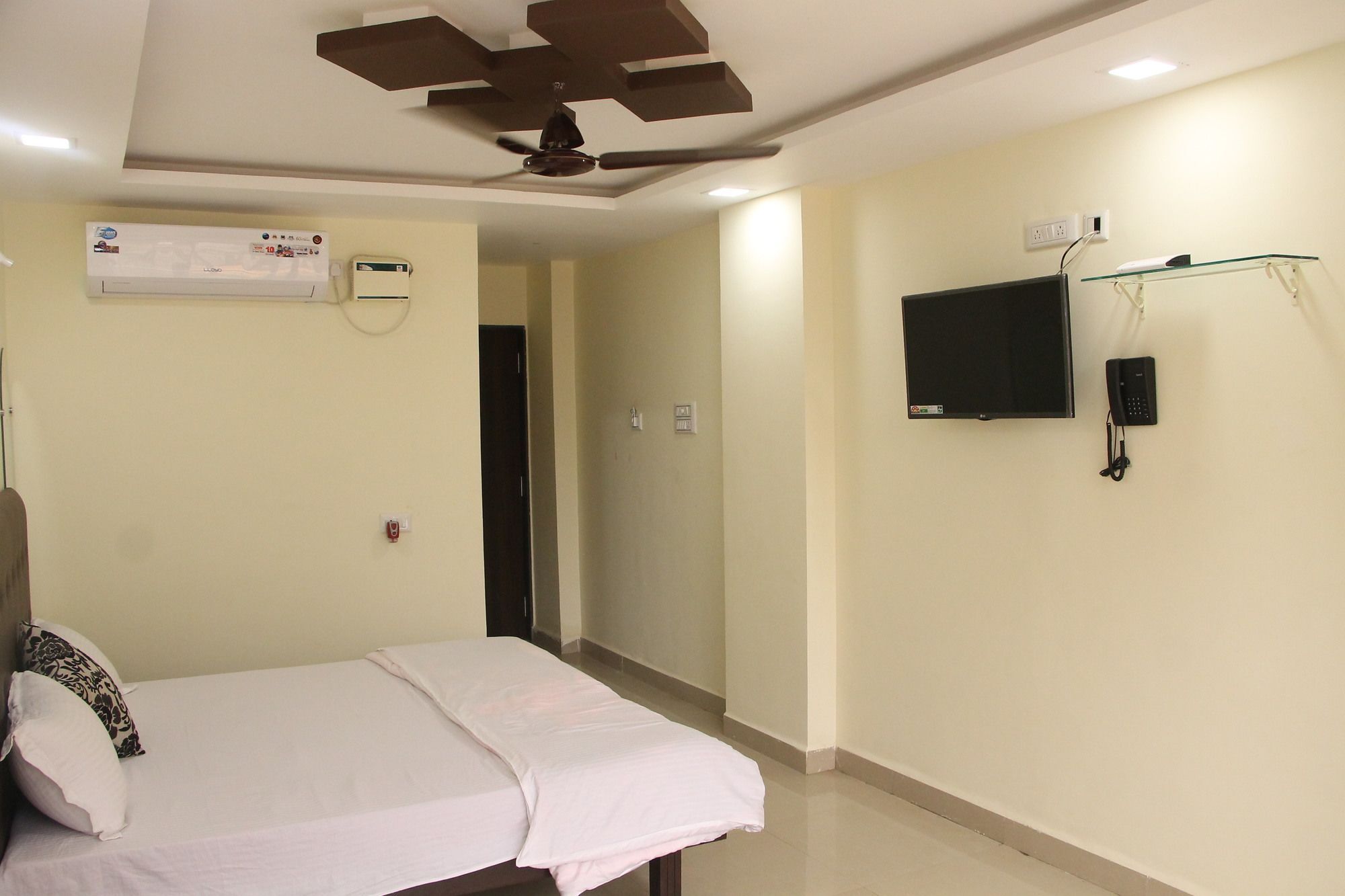 Swaraj The Goan Dream Hotel Calangute Eksteriør billede